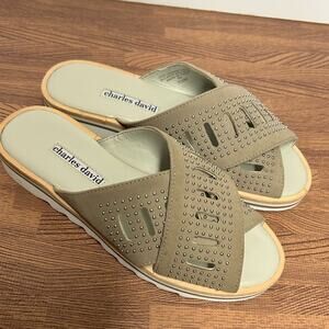 Charles David Studded Leather Slide Sandals Taupe Gray Women’s 5.5B